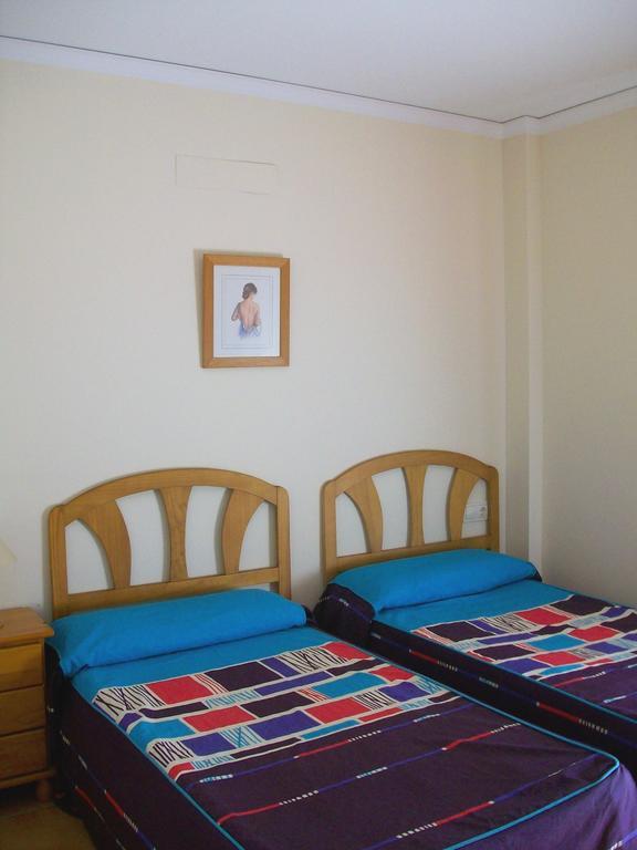 Apartamentos Par Tres - Oliva Nova Rum bild