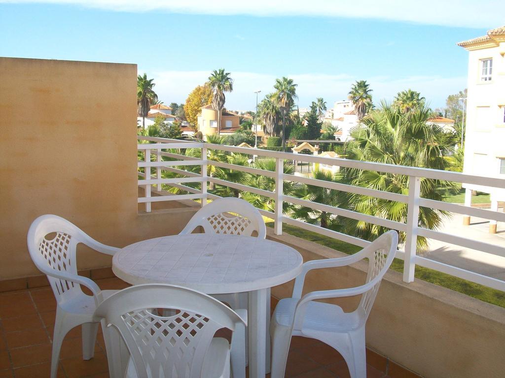 Apartamentos Par Tres - Oliva Nova Rum bild